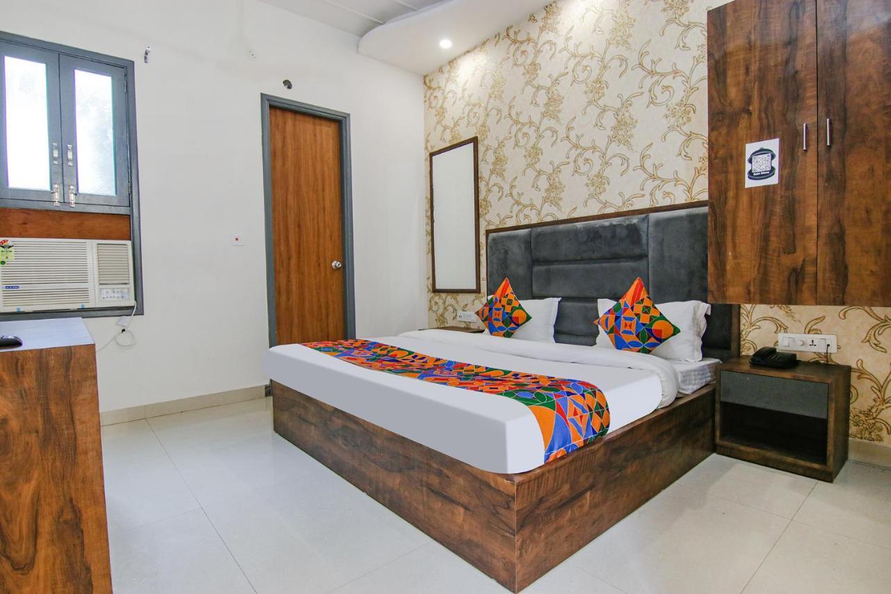 Fabhotel Prime Taj Castle Amritsar Exterior photo