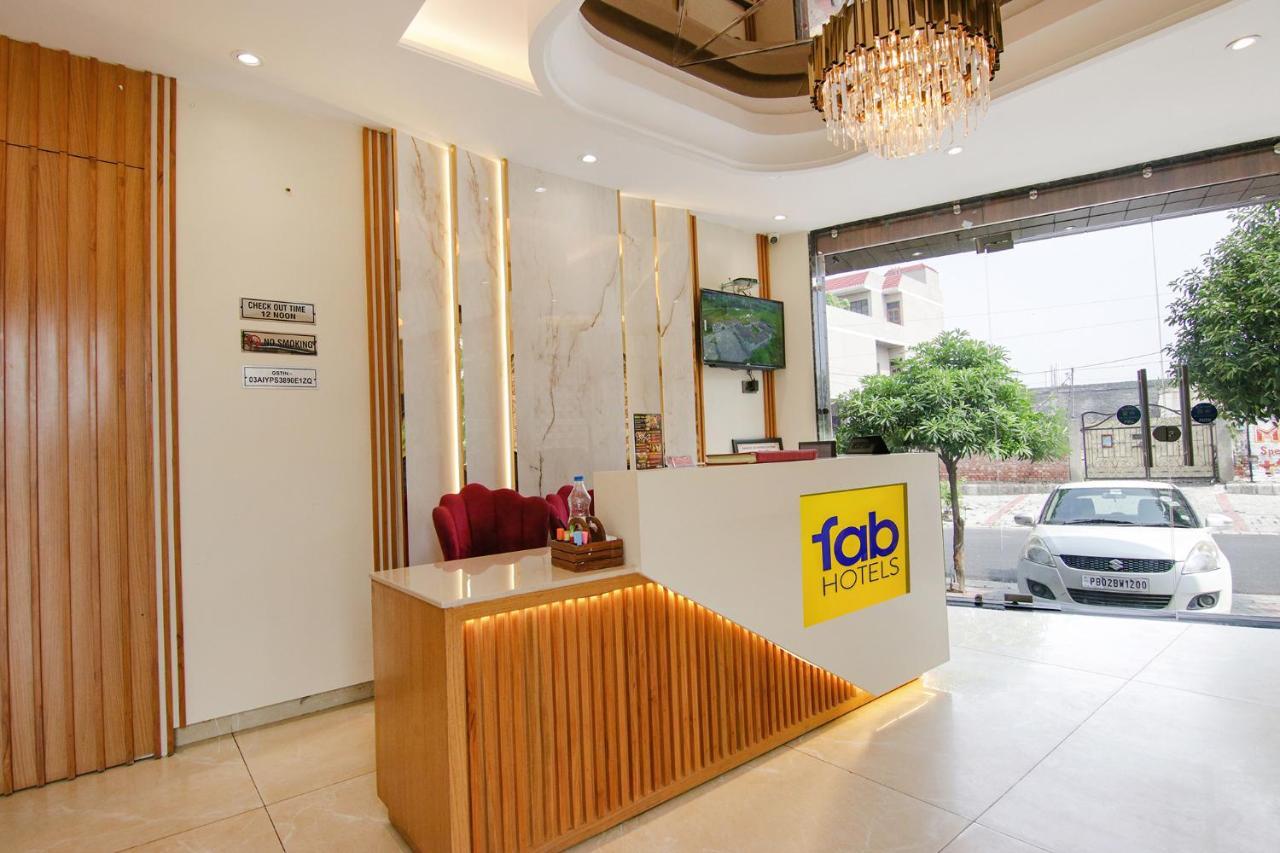 Fabhotel Prime Taj Castle Amritsar Exterior photo